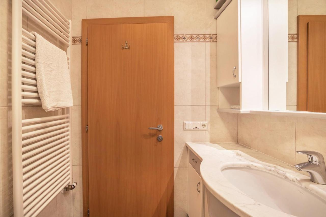 Haus Belodei - Apt B San Martino in Badia Exterior foto